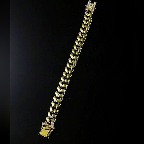 Gold Chain Link Bracelet, Cuban, Rhinestone Closure - Picture 7 of 8